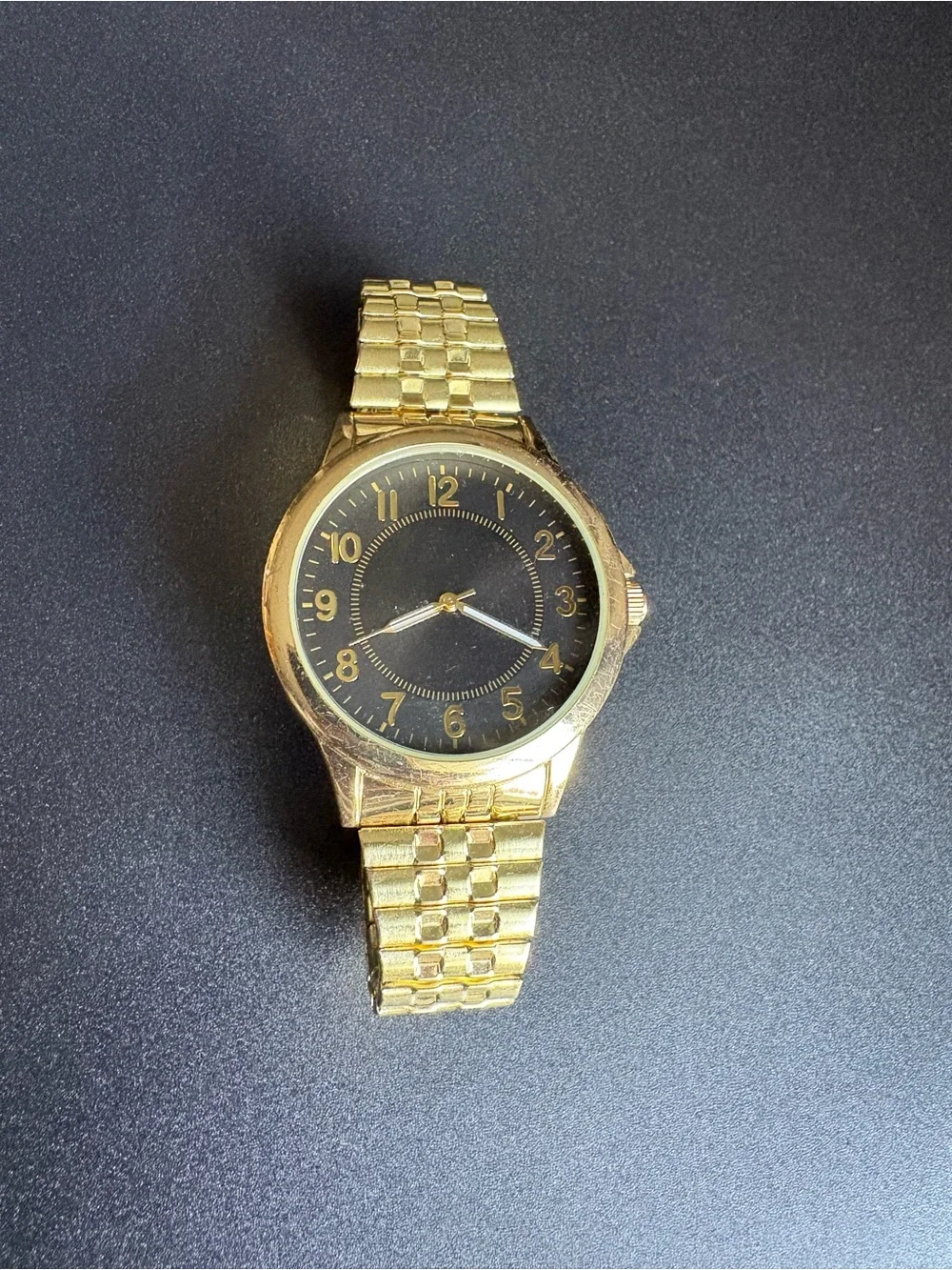 Gold-Tone Unisex Analog Watch - Classic Black Dial